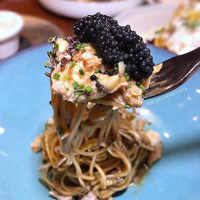 [jelly星期二] C&C&C Pasta $9.90/$14.90 Served chilled with Crab meat, Caviar, Clams on a bed of angel hair and lobster bisque.