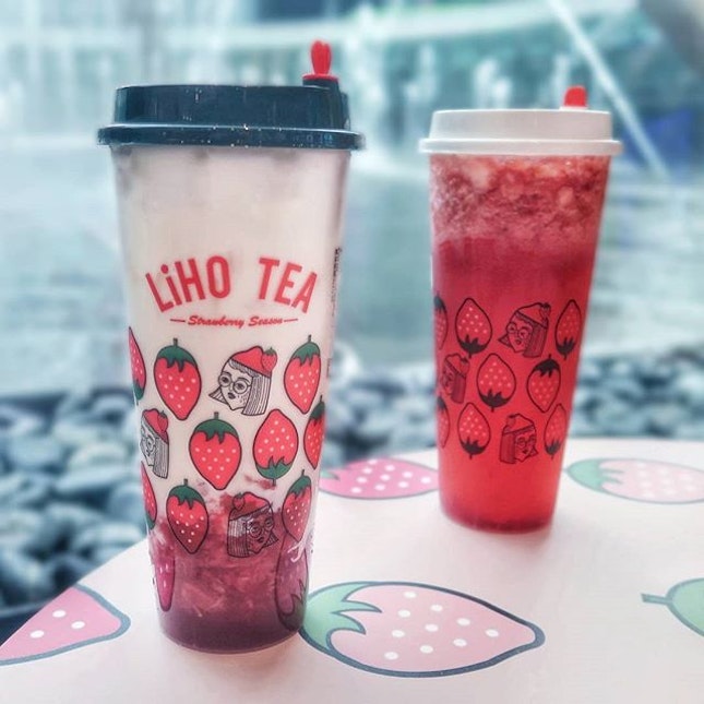 Liho's newest drinks: the Strawberry Latte (L) and Strawberry Green Tea (R) (both $6.60 for medium size and $7.60 for large size which is pictured here).