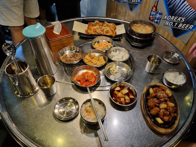 Great Korean fried chicken & seafood pancake