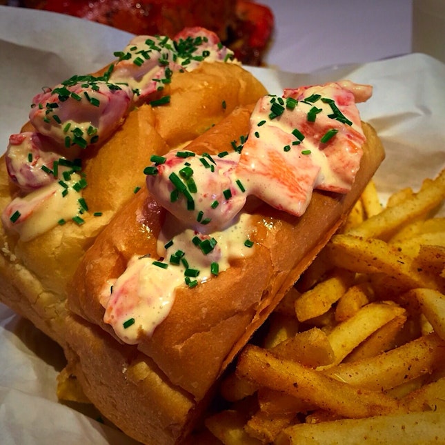 Lobster roll from Dancing Crab