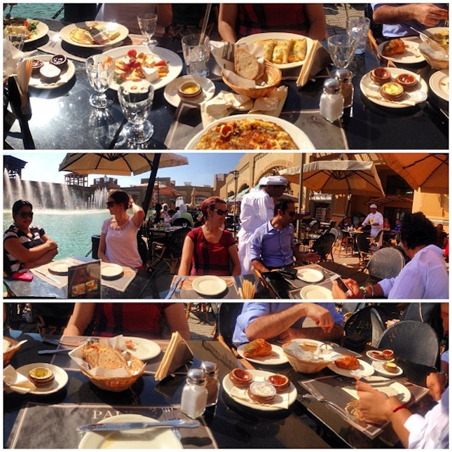 #breakfast in between jobs.. with nice weather and awesome people! #Paul #food #foodporn #Kuwait #SLB #colleagues #friends #panorama #November