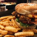 who can resist a fried chicken burger?