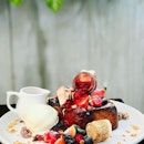What Sundays are made of ❤️
Who Spilled the Jam ($19)- Signature French Toast @botanist_sg !
