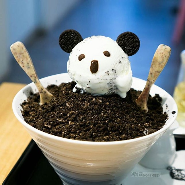 Cookielicious BingSu at @gecory_sg

Panda 🐼?