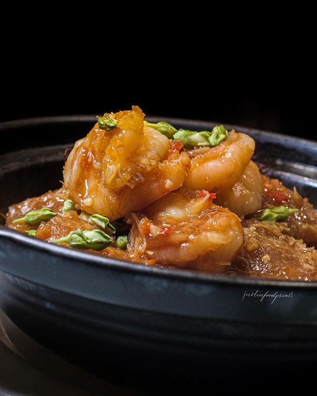 [Yàn New Menu - Post 2 of 3] Claypot Wok-Fried Prawns with Fish Maw and Vermicelli and Homemade XO Sauce ($38/$57/$76 for small/medium/large, 极品酱鱼鳔粉丝虾球煲).
