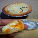 Breadtalk's Salted Egg Lava Cheese Tart does flows out after biting into it!