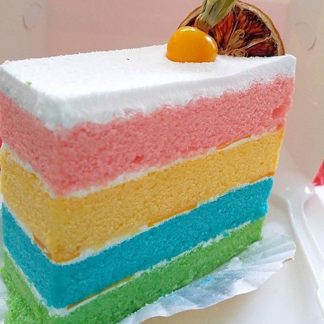 Tried the rainbow cake from a new bakery place!!
