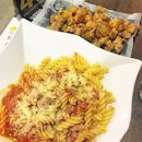 One of my favourite meal, Pomodoro ($5.90) and snack set (honey garlic chicken) from Pastamania ($6.90)