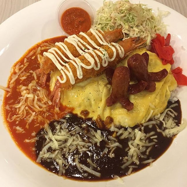 Monster Curry Special Edition 🤤🤤
-------------------------------------------------
#monstercurry #monstercurrysg #prawn #egg #sausage #ion #ionsingapore

#instafood #instafood_sg #eatoutsg #singapore #exploresingapore #exploresingaporeeats #exploreflavours #instafoodies #sgfoodies #foodinsing #foodinsingapore #singaporefoodies #sgmakandiary #foodporn #burpplesg #burpple