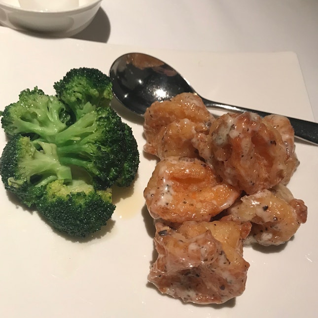 Deep Fried Prawn With Black Truffle Mayo And Broccoli ($36)