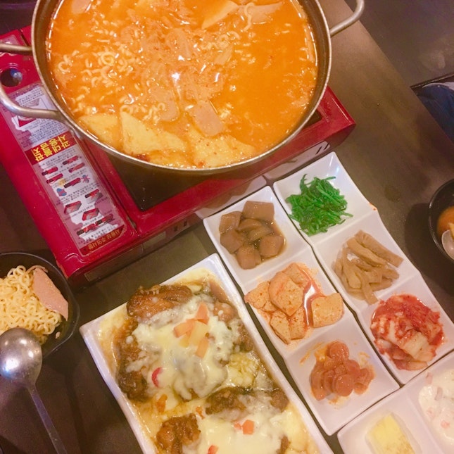 Bkt Timah // Korean Army Stew & Fried Chicken