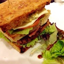 my crisp-club sandwich which tastes oh-so-nice~