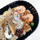 Read and tried this seafood Hokkien mee, another player in the league of hawker food with upsized seafood.