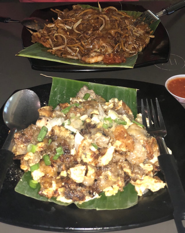 Fried Kway Teow & Fried Oysters