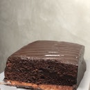 Lana Chocolate Cake