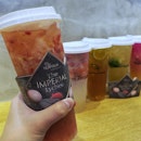 The latest Imperial Lychee Series, prepared with the Concubine Smile lychee ( 妃子笑 ) with 5 flavours namely the Lychee Sparkle, Lych-A-Dream, Berry Lychee, Zesty Lychee and Lychee Peachee which has their own unique taste profile.