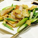 Stir Fry Asparagus With Sliced Fish