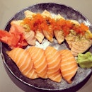 Shiok maki & sushi night #nomnom #shiokmaki #aburi #dinner #foodporn
