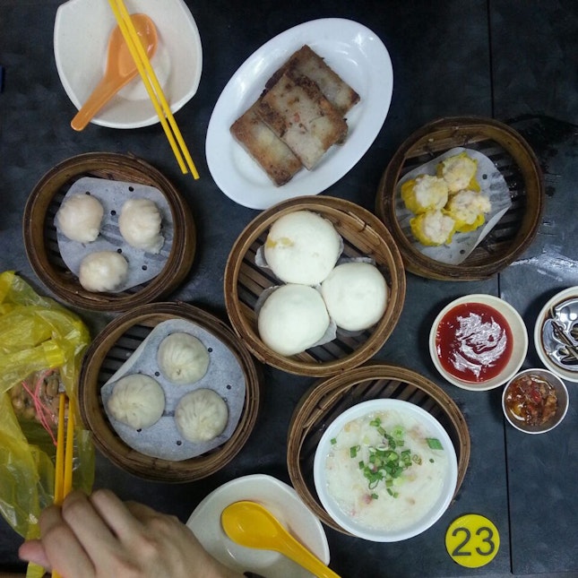 Har Kow ($5.20) + Siew Mai ($4.80) + Carrot Cake ($4.80) + Liu Sha Bao ($4.80) + XLB ($5.20) + [Not In Pic] Glutinuous Rice ($5.80)