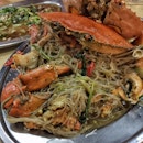 Crab Bee Hoon ($175, with two crabs)