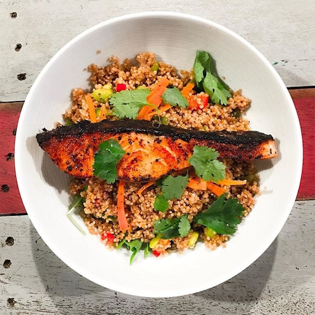 The Hangar - HOSTED TASTING - Healthy Bowls - Lemon Lime Salmon (💵S$17) 
With peppers, carrots & crunchy edamame on quinoa.