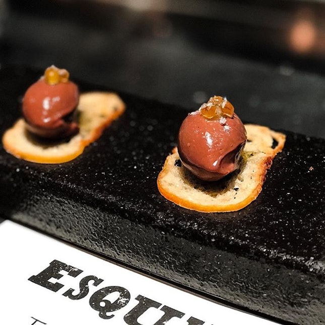 Esquina @esquinasg - Palette Cleanser - Complimentary Dessert - Bread: Chocolate Ice Cream on a thin slice of crispy brioche, topped with olive oil caviar and a sprinkle of sea salt.
