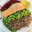 Coconut-crusted Salmon Fillet Salad