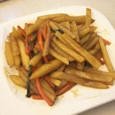 土豆丝 ✌I really love potatoes ️😋😋😋😋😋😋😋💑 #kslcity #kslshoppingmall #johorbahru #melfclar #taangshifu #汤师傅 •
#igeats #weekend #saturday #dinner #chinesefood #potato