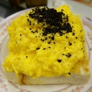 Yesterday's breakfast: #Truffle Scrambled Egg Toast at 華星冰室 in Hong Kong was a steal at HKD40.
