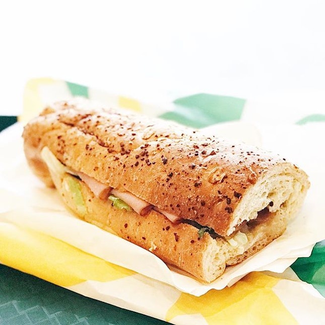 Ham Sandwich [S$5.50]

TGIF with @subway!