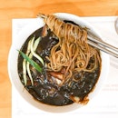 Jajangmyeon [S$13.00++]
・
Dropped by my favourite Korean restaurant @TaeWooBanJum.SG after watching 2 Days 1 Night (Ep 244) where they had Korean Chinese food.