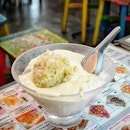 Durian Sago with Pomelo 榴莲西米露 🤤 @ Dessert First 糖水先
:
:
#singapore #sg #igsg #sgig #sgfood #sgfoodies #food #foodie #foodies #burpple #burpplesg #foodporn #foodpornsg #instafood #gourmet #foodstagram #yummy #yum #foodphotography #weekend #liangseahstreet #dessert #durian #sago #pomelo #ice #sweet #fruit #榴莲 #dessertfirst