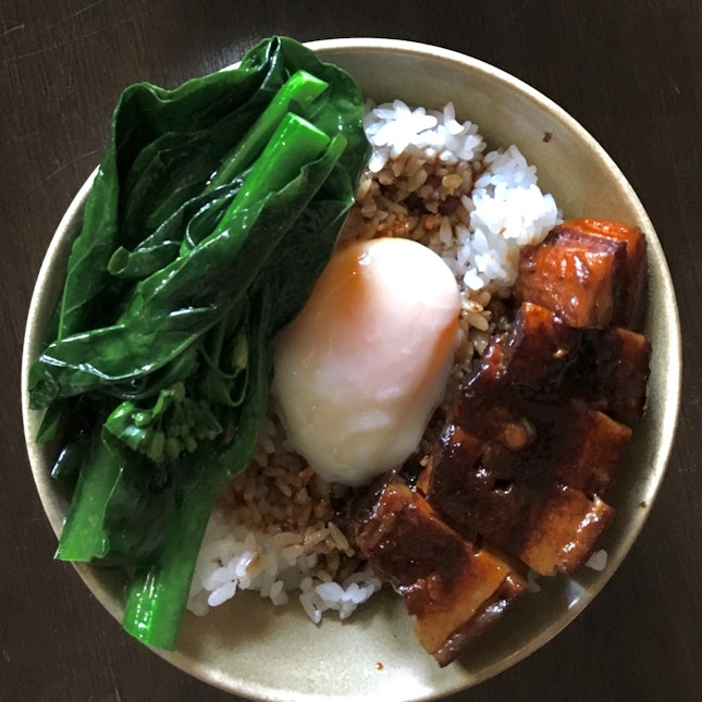 Braised Pork Belly Rice Bowl ($10)