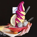 Refreshing and good to the core, how bout some unique soft serve boat with fresh fruits to slurp the heat away at Penang, Lebuh Cannon ?