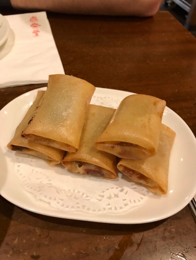Sliced Duck In Crispy Spring Onion Pastry $7.8