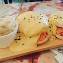 Eggs Royale w/ Potato Salad 
The cheese sauce drizzled over the eggs and salmon was to die for 😍 The potato salad was really peppery and yummy too.