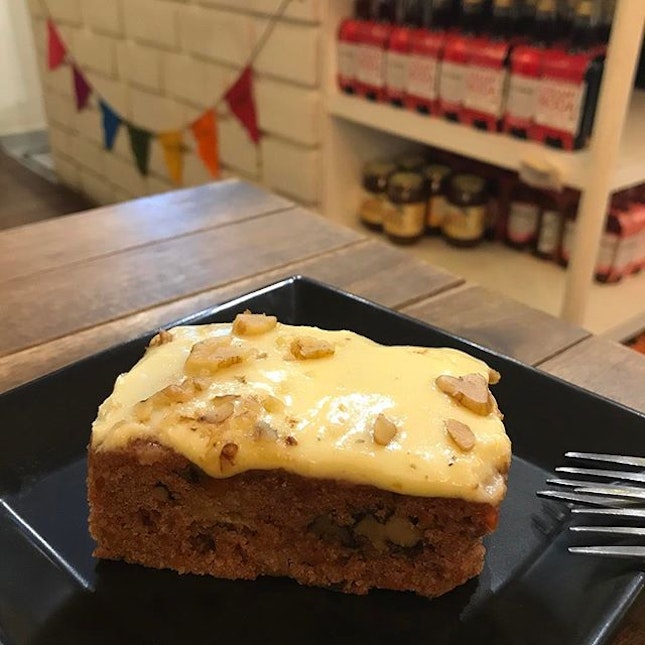 One of the better carrot cakes out there with a perfect balance of flavours!!
