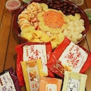 Fruits Yusheng specially made by aunt.