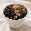 The only thing that I repeatedly keep ordering is the Eight Treasures Grass Jelly (add Black Pearl).