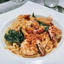 SINGAPORE
Among the tree pasta menus that I tried at TCC awhile back, TCC's 𝐓𝐢𝐠𝐞𝐫 𝐏𝐫𝐚𝐰𝐧 𝐌𝐞𝐧𝐭𝐚𝐢𝐤𝐨 𝐒𝐩𝐚𝐠𝐡𝐞𝐭𝐭𝐢 was the best!