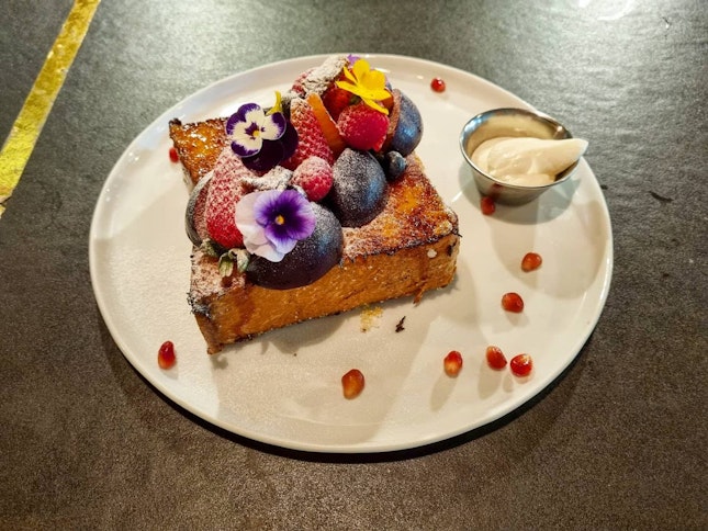 BRULEE FRENCH TOAST