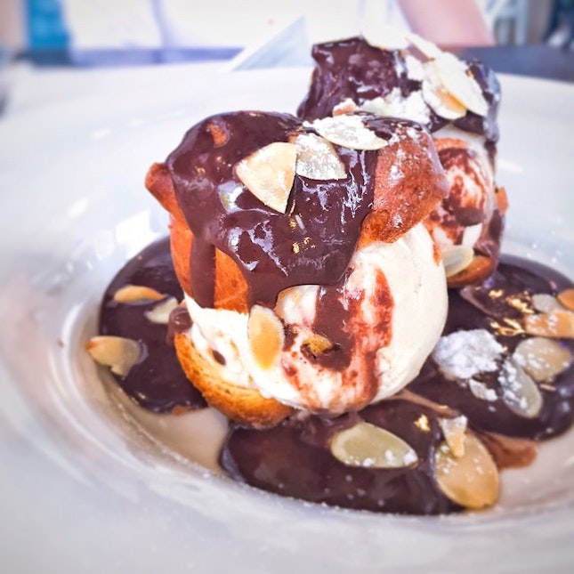 Can't describe just how yummy these profiteroles were!