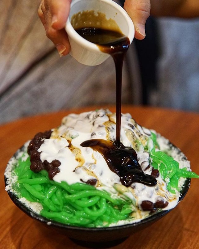 Chendol Bingsu
I can never get sick of this rendition of chendol..