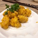 [New Post up on Blogsite] 👉 Crystal Prawns with Salted Egg(SGD$29.70 for medium) - huge bouncy prawns battered with luscious salted egg sauce, utterly delicious.