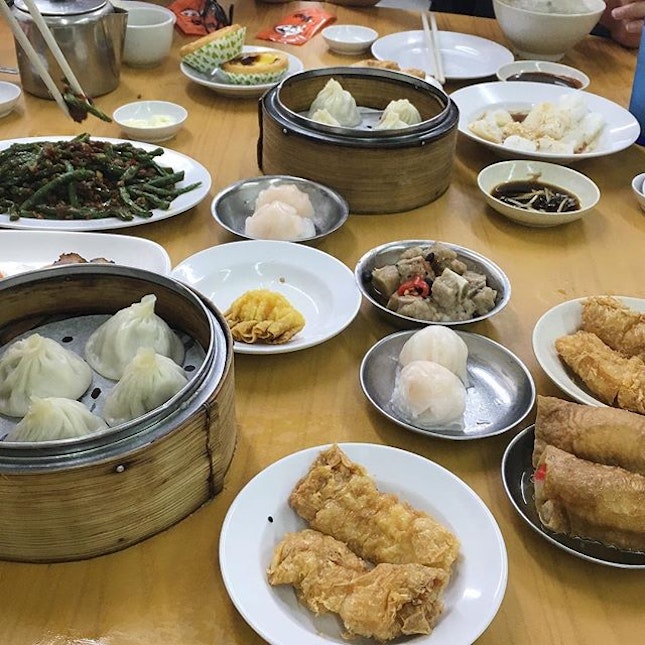 It's the season for festive feasting and reunion dinners, but when it comes to Swee Choon, it's every man for himself when each delightful dish appears on the table.