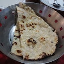 garlic naan 4+(SVC only)