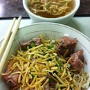 My 1st lunch at Yangon... pork rib noodles with oil favoring