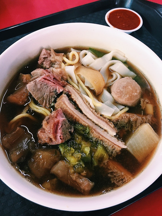 Mixed Beef Noodle Soup