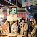 [Seoul, Korea] Guess who we saw at Gwangjang market?