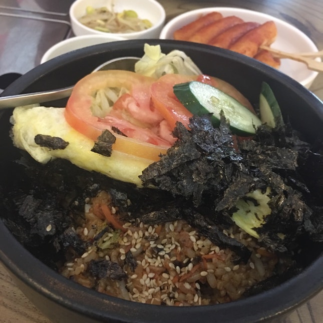 Kimchi Fried Rice With Egg